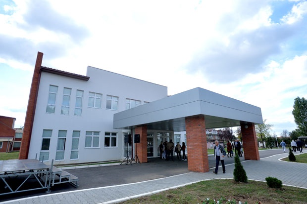 Поклони за прву бебу рођену у Лазаревцу после 73 године